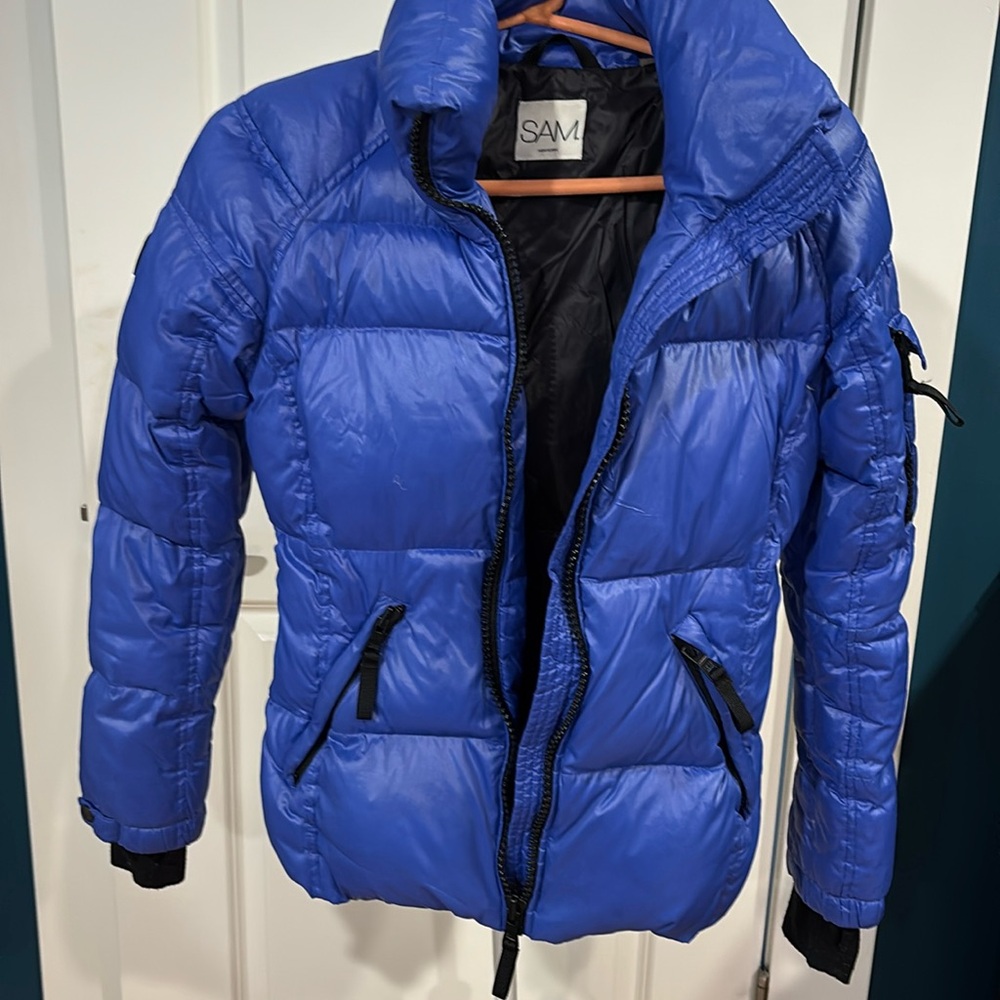 Sam womans xs puffer jacket color blue good for size 12-16 year old